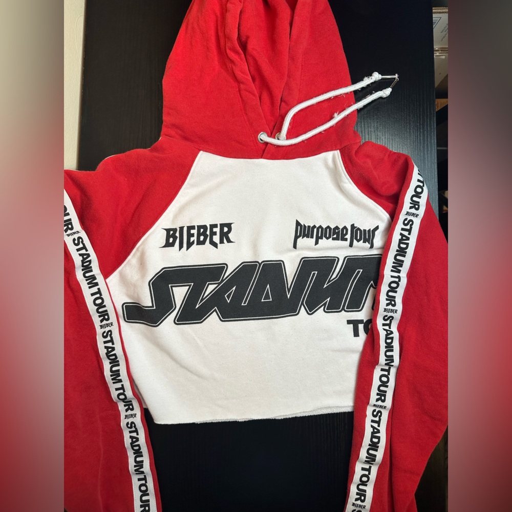 Justin Beiber Purpose Tour Crop Top | US Large